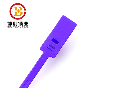 Plastic seals 
